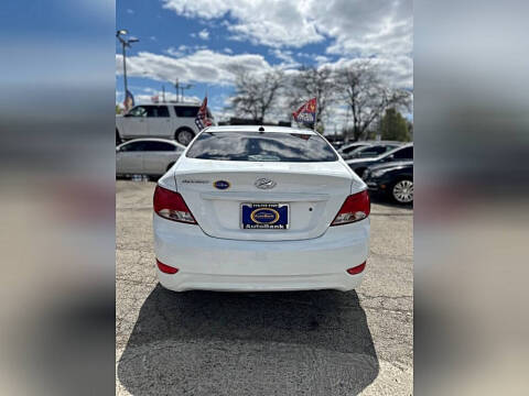 2016 Hyundai Accent SE