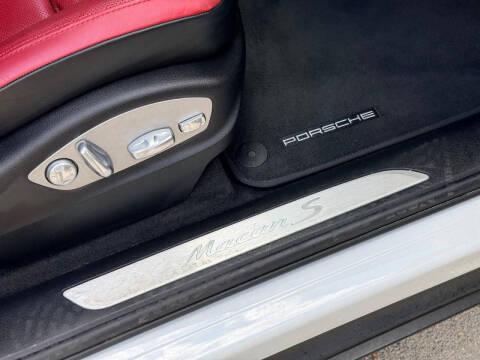2017 Porsche Macan S