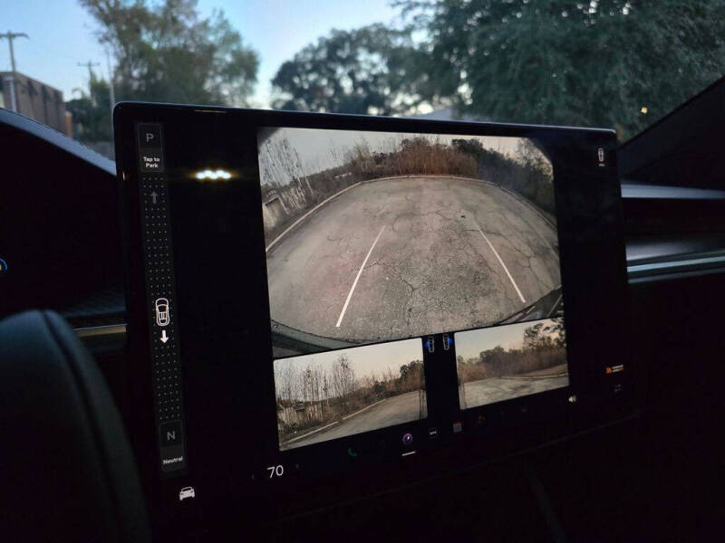 2022 Tesla Model X Plaid