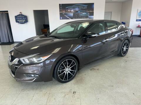 2016 Nissan Maxima for sale at Used Car Outlet in Bloomington IL
