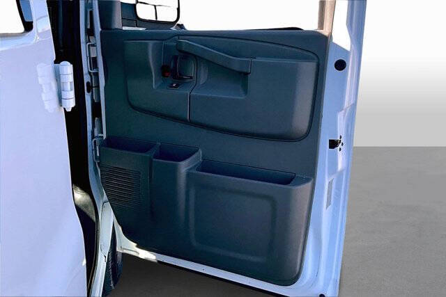 2017 Chevrolet Express LS 2500