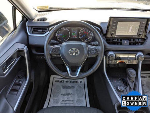2021 Toyota RAV4 Hybrid XLE