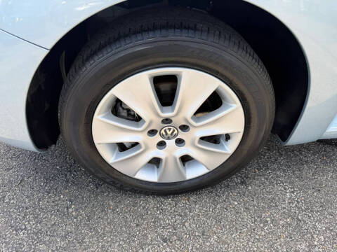 2009 Volkswagen New Beetle