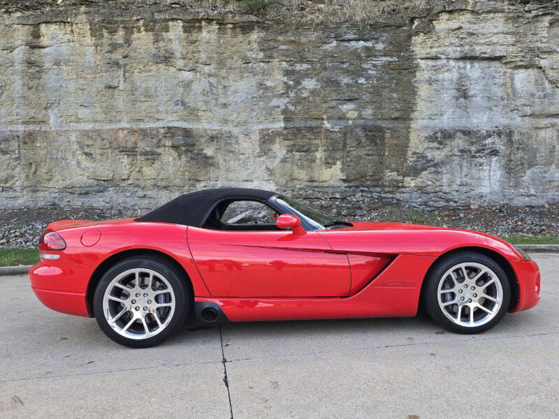 2003 Dodge Viper SRT-10