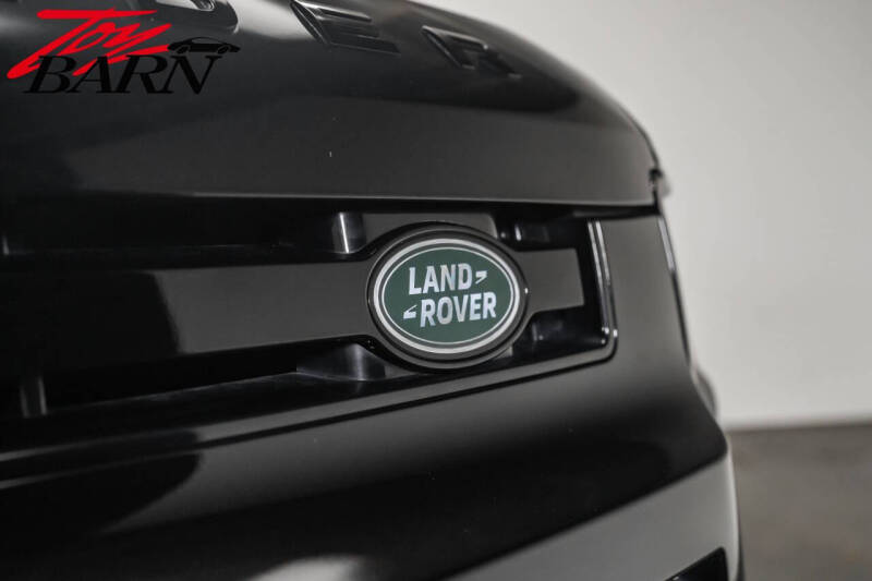 2024 Land Rover Defender 110 V8 P500 SE