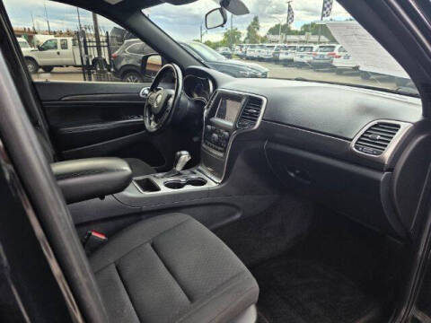 2018 Jeep Grand Cherokee Laredo
