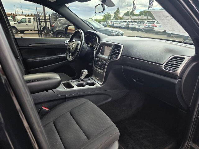 2018 Jeep Grand Cherokee Laredo