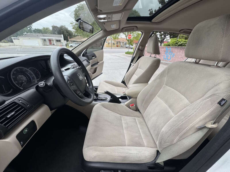 Image 8 of 2014 Honda Accord EX