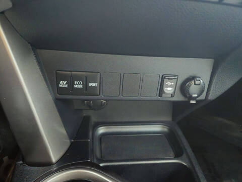 2017 Toyota RAV4 Hybrid XLE