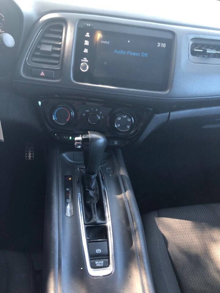 2021 Honda HR-V Wagon - $18,900