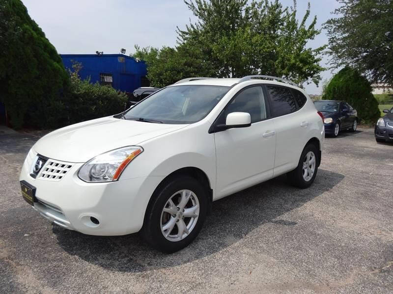 2008 Nissan Rogue for sale at HOUSTON'S BEST AUTO SALES in Houston TX