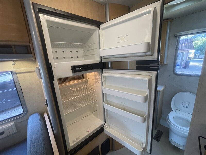 2006 Winnebago View 23H