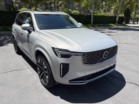 2025 Volvo XC90 B6 Plus Bright Theme 7P