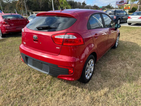 2017 Kia Rio 5-Door LX