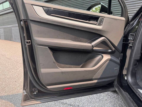 2026 Porsche Cayenne S E-Hybrid