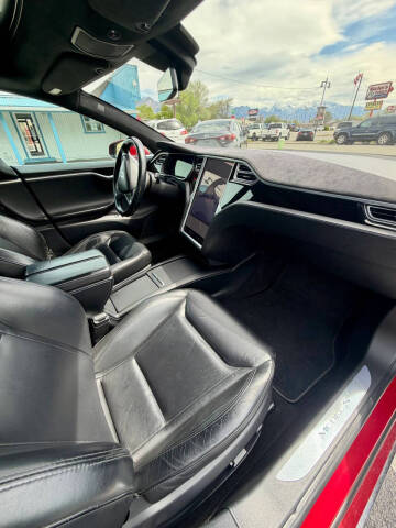 2016 Tesla Model S