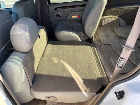 2000 Cadillac Escalade