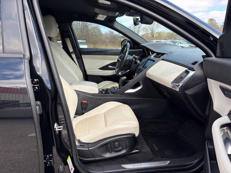 2020 Jaguar E-PACE P300 R-Dynamic SE