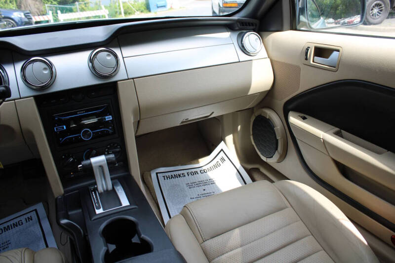 2006 Ford Mustang