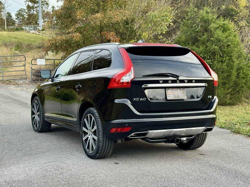 2015 Volvo XC60 T5 Drive-E Premier
