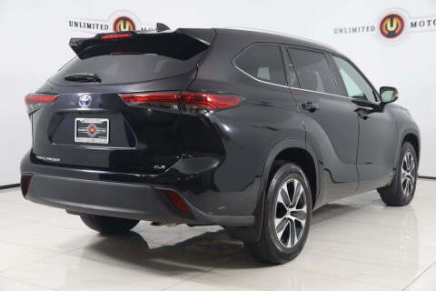 2023 Toyota Highlander Hybrid XLE