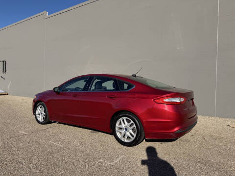 2016 Ford Fusion SE