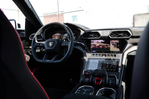 2024 Lamborghini Urus Performante