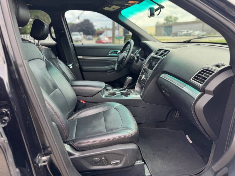 2017 Ford Explorer Sport