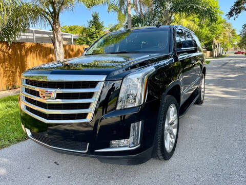 2018 Cadillac Escalade Luxury