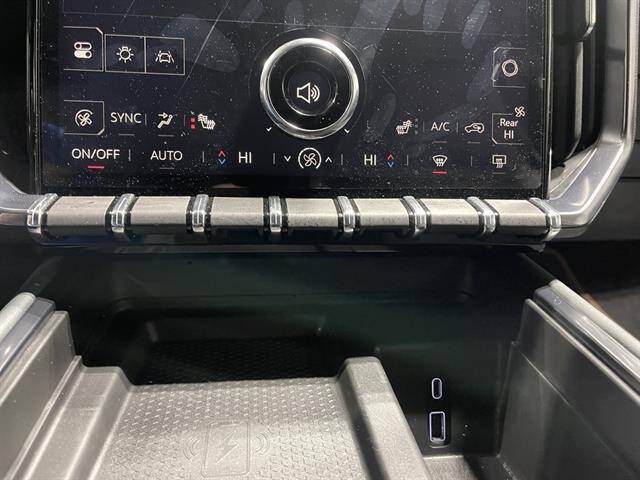 2025 GMC Acadia AT4
