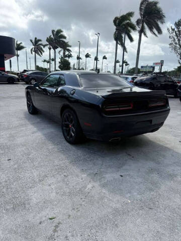 2021 Dodge Challenger SXT