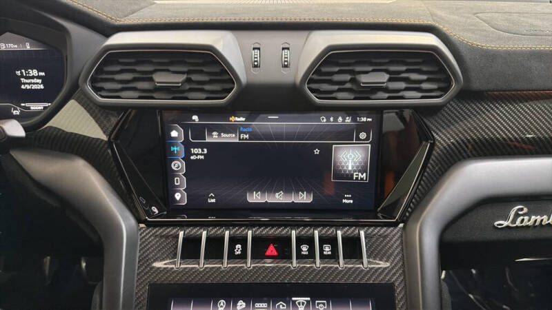 2023 Lamborghini Urus Performante