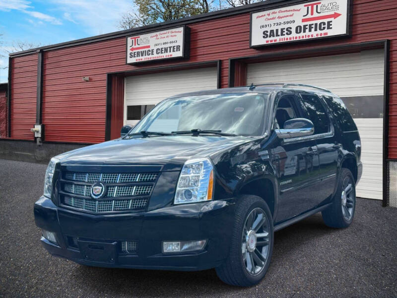2013 Cadillac Escalade Premium