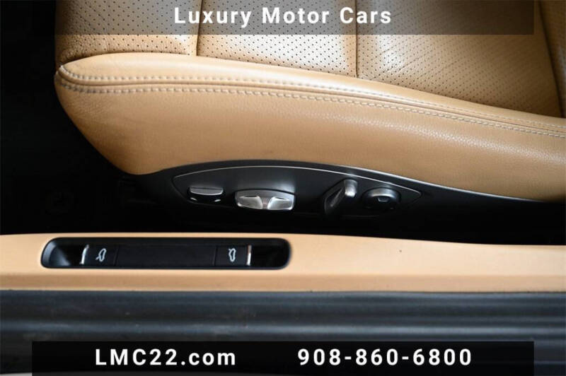 2017 Porsche 911 Carrera