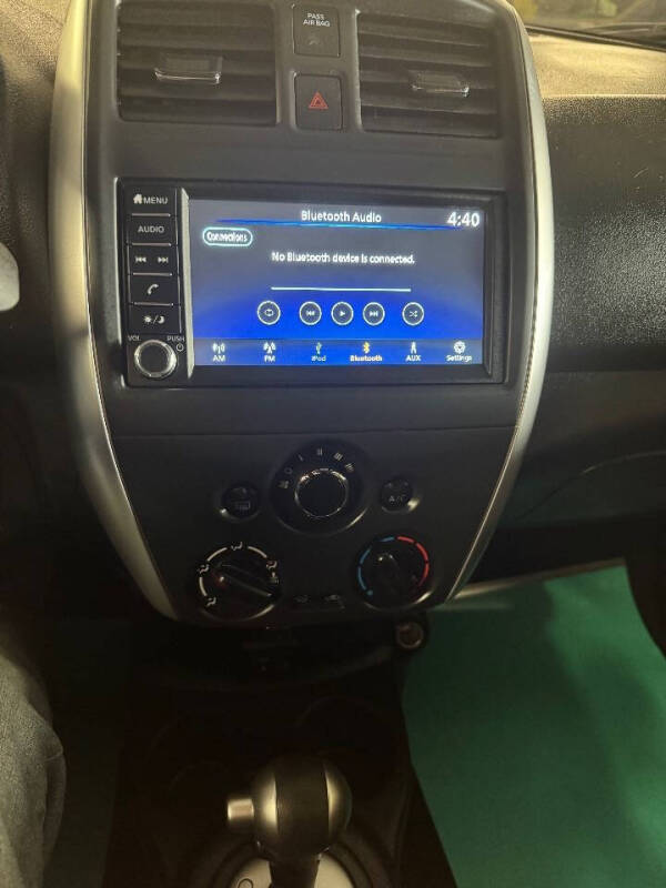 2018 Nissan Versa SV