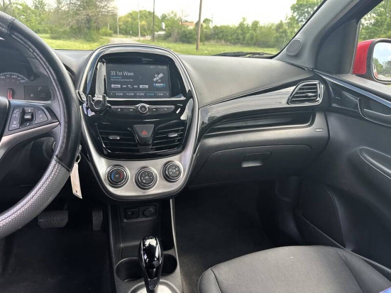 2016 Chevrolet Spark 1LT - Photo 10