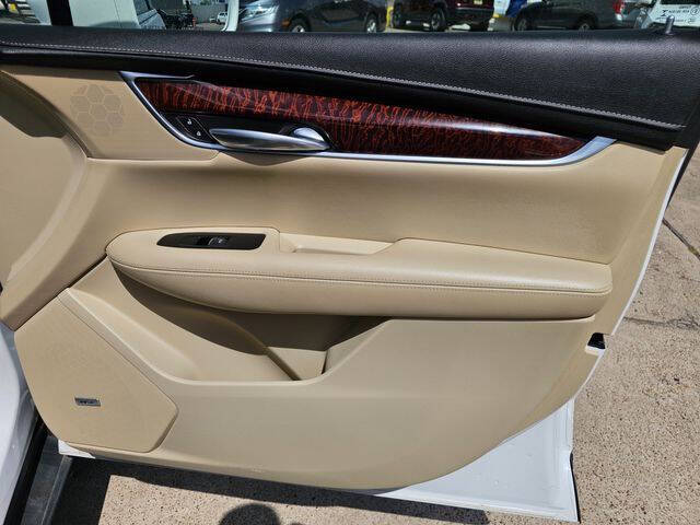 2018 Cadillac XT5 Premium Luxury