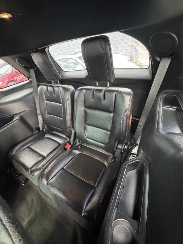 2016 Ford Explorer Sport