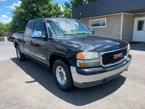 2000 GMC Sierra 1500 for sale at Atkins Auto Sales in Morristown TN