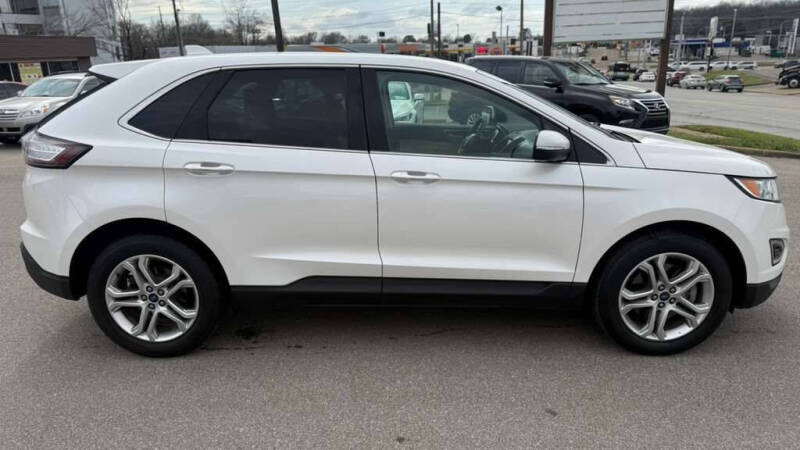 2017 Ford Edge Titanium