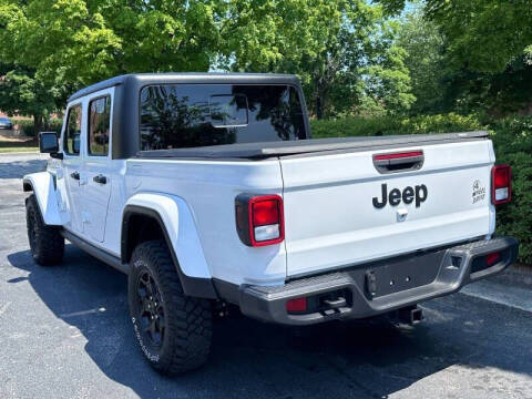 2022 Jeep Gladiator Willys