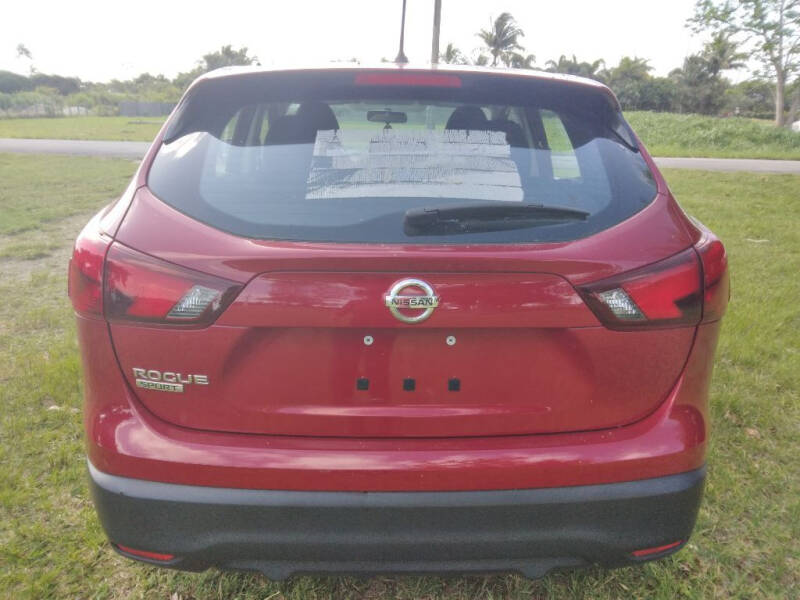 2017 Nissan Rogue Sport S