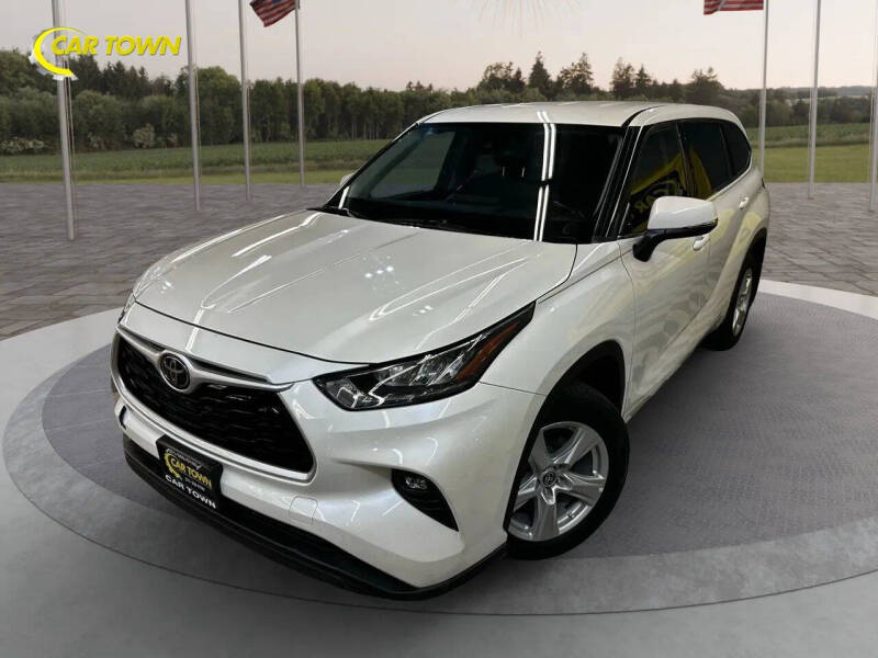 2020 Toyota Highlander LE