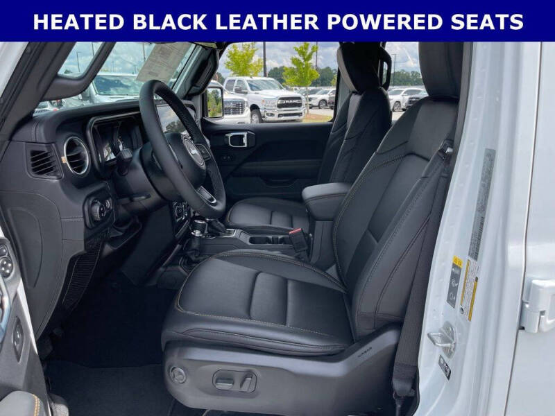 2026 Jeep Gladiator Sahara