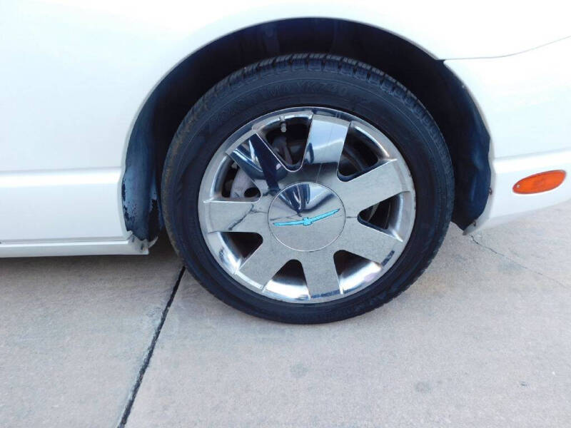 2002 Ford Thunderbird Deluxe