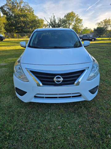 2019 Nissan Versa SV