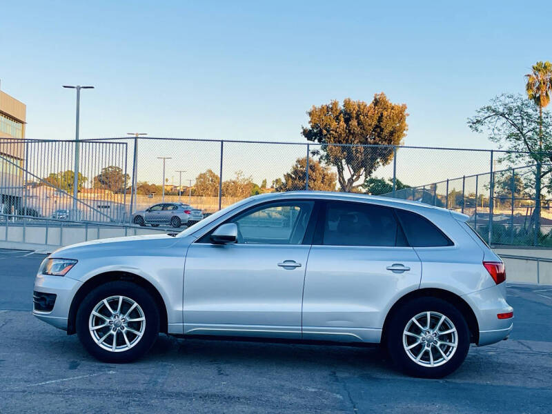 2011 Audi Q5 2.0T quattro Premium Plus