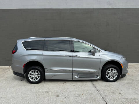 2020 Chrysler Pacifica Launch Edition