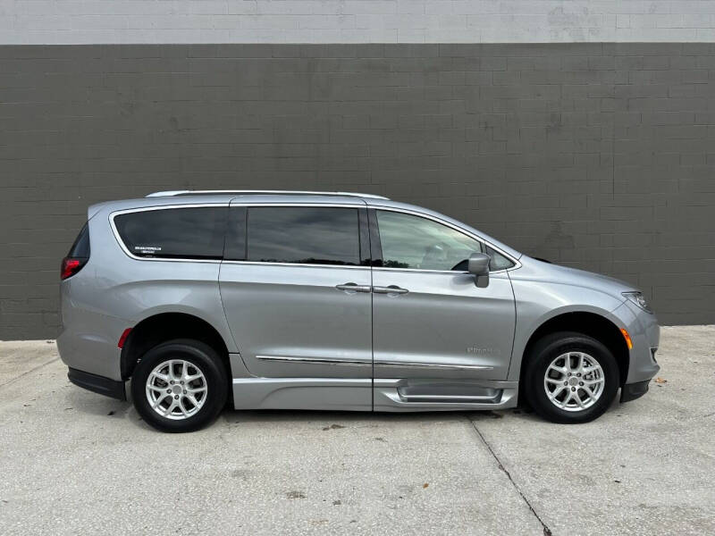 2020 Chrysler Pacifica Launch Edition
