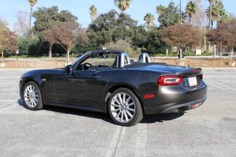2017 FIAT 124 Spider Lusso